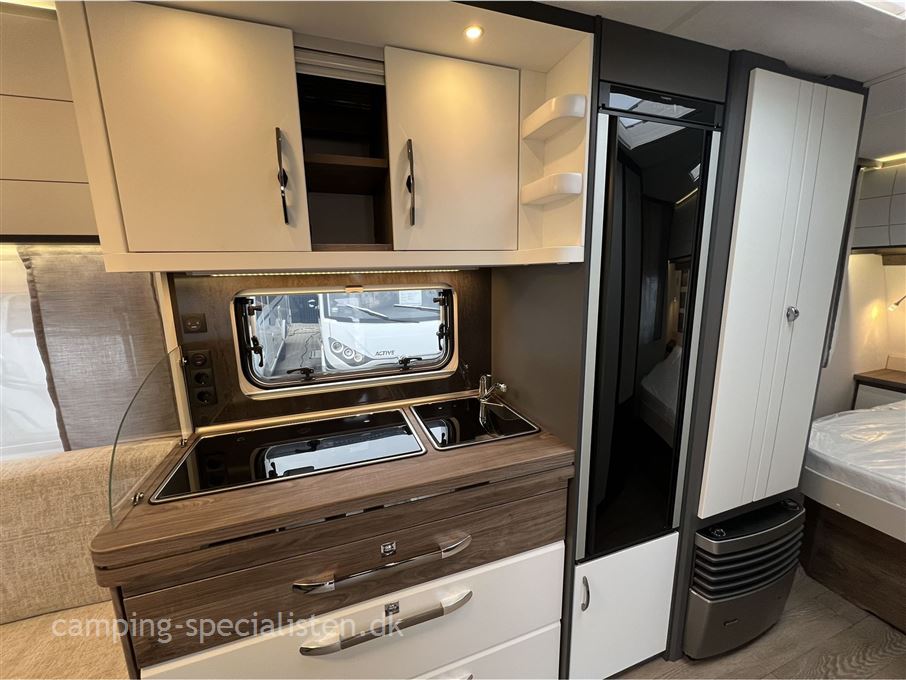 Hobby Excellent Edition 540 UFF